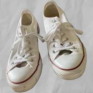CONVERSE All Star White w/ Red Line Lo Tops Unisex Sneakers Size 7.5